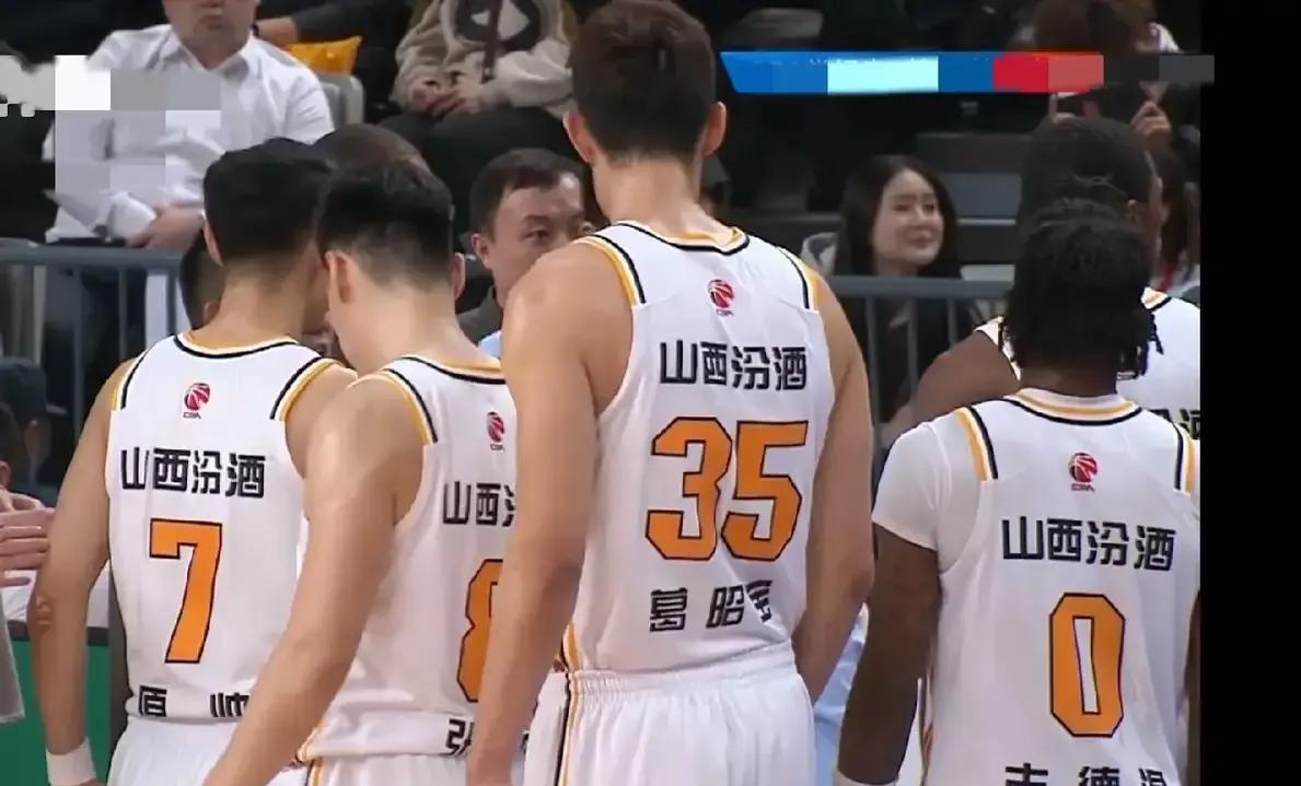 包含深圳球队备战挑战山西队，迎战状态良好的词条